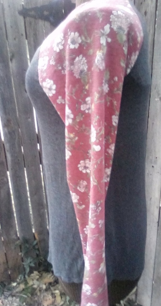 Raglan tee shirt